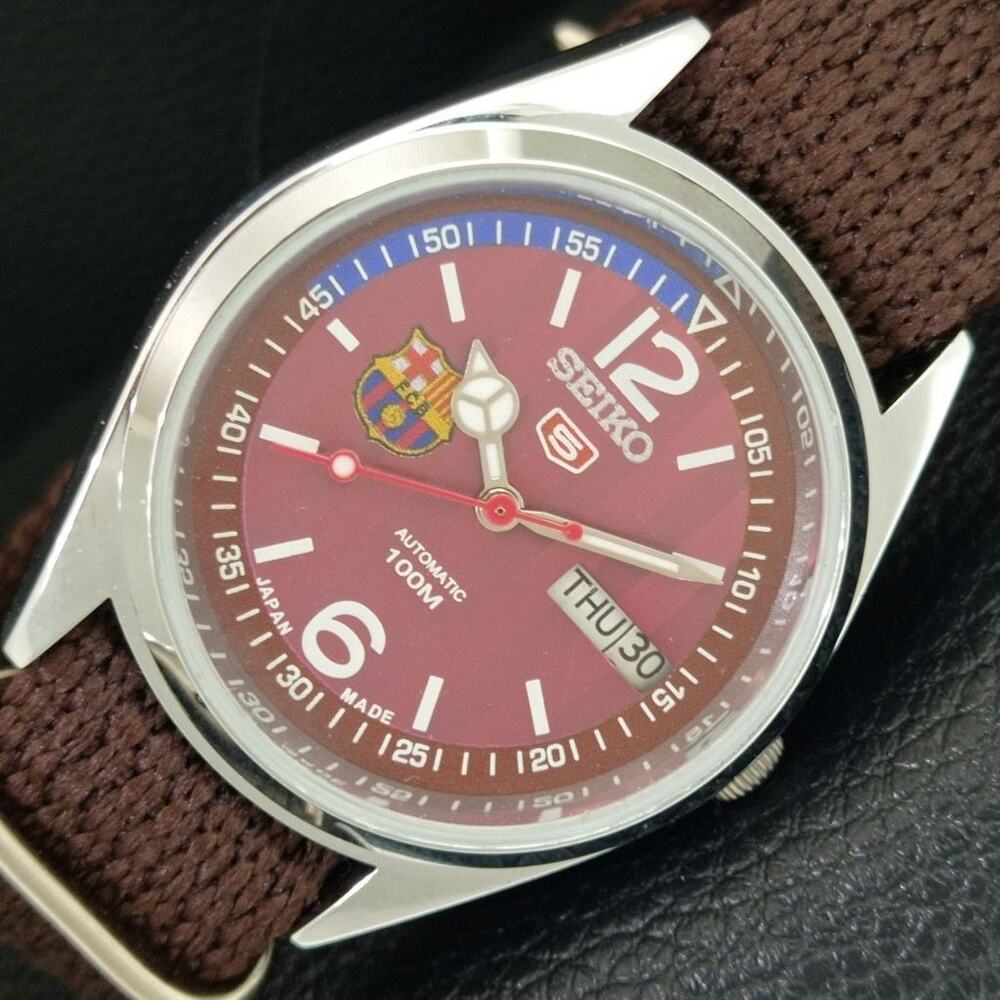 Vintage 1970 FCB Seiko Automatic Mens Silver Watch W/daydate & White accents